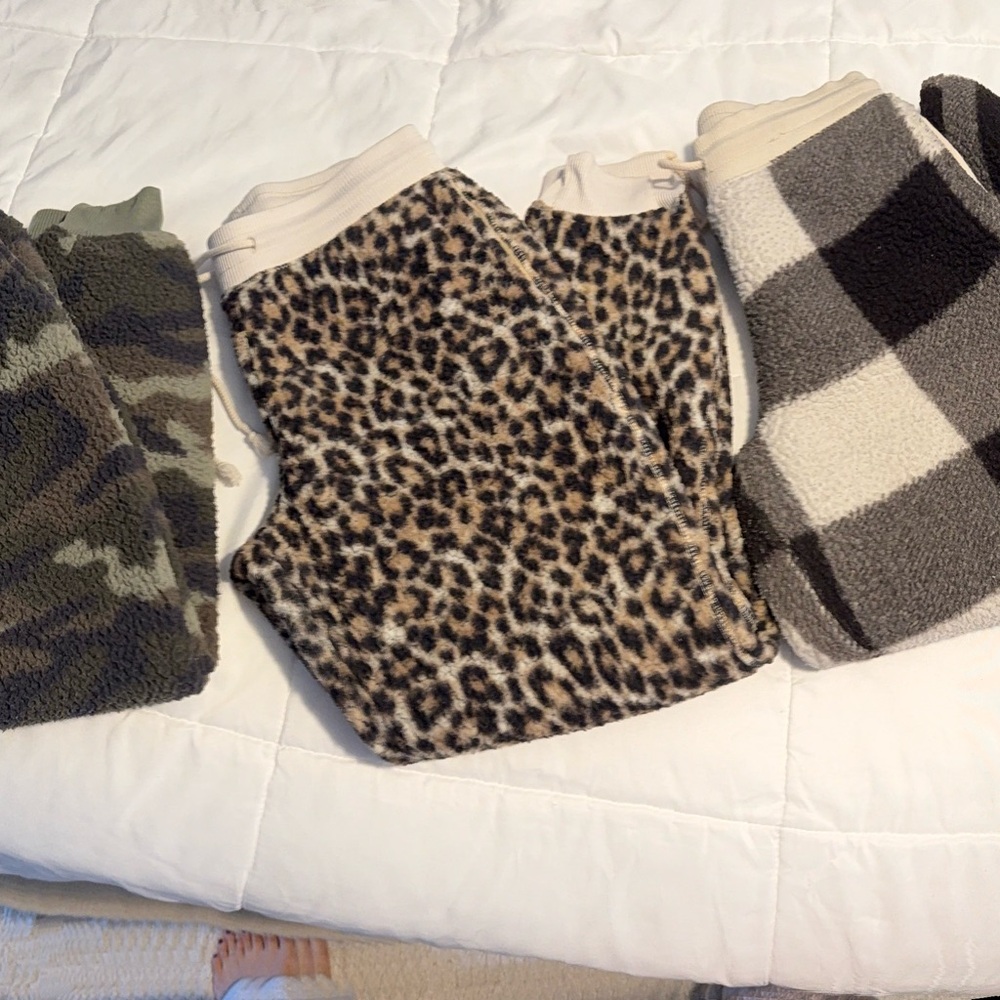 American Eagle Outfitters Leopard Print Joggers